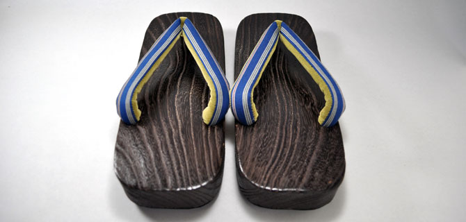 川越唐桟　下駄　右近焼き2