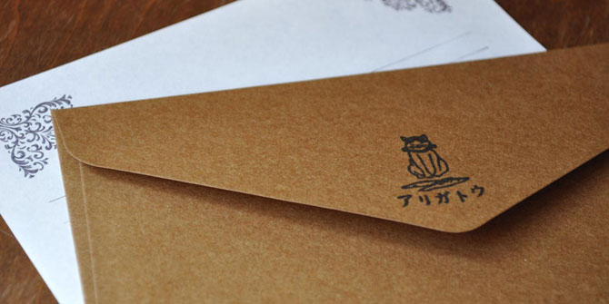 封筒にアリガトウはんこ